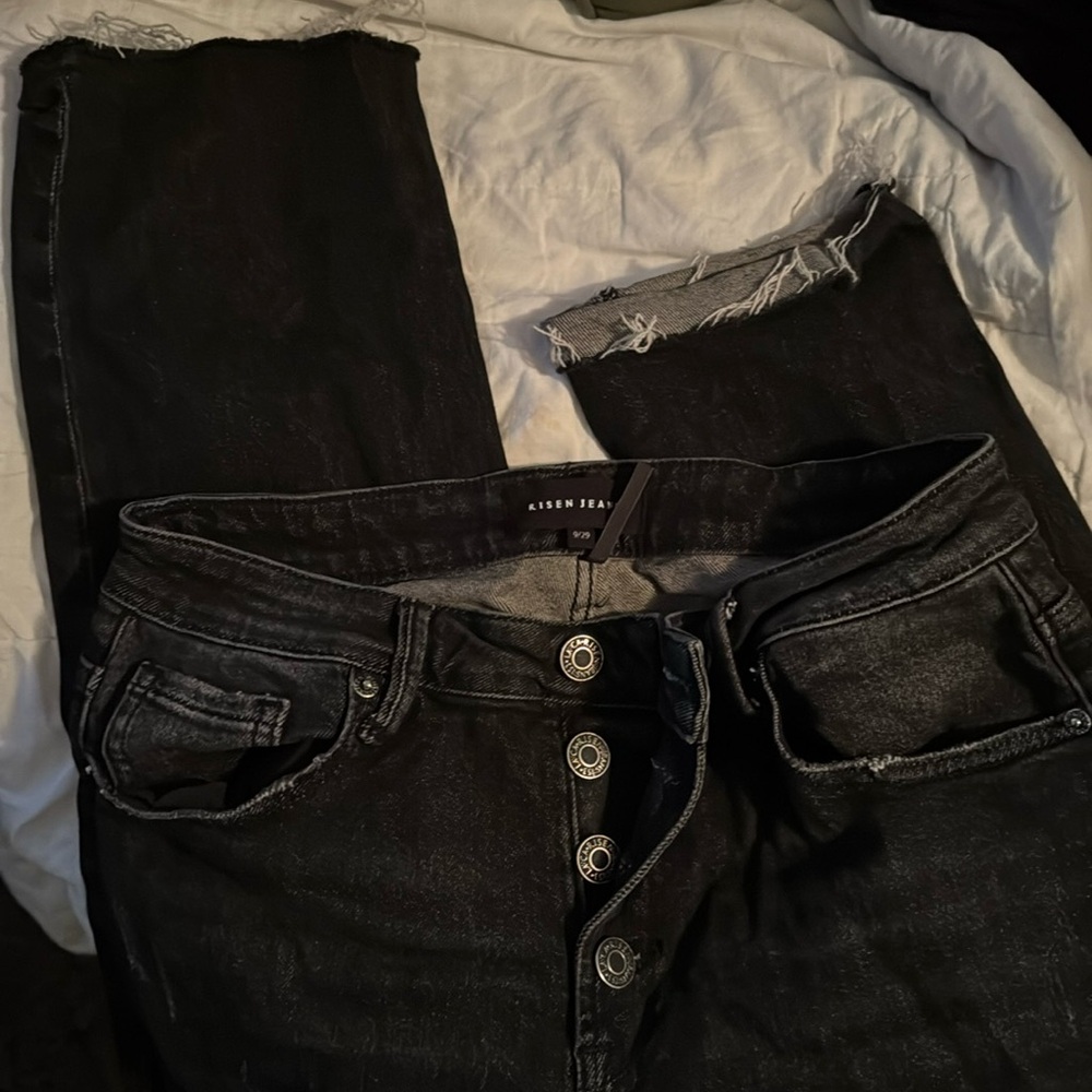 Ruff cut risen jeans